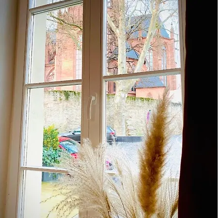 Altstadt Pur! An Der Schoenen Katharinenkirche Oppenheim