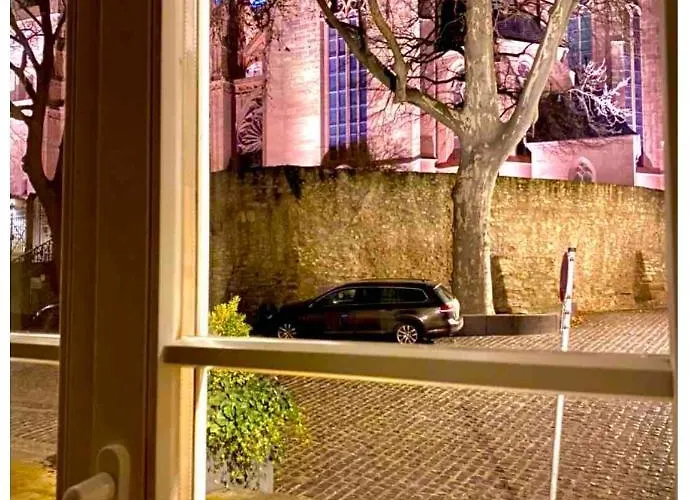 Altstadt Pur! An Der Schoenen Katharinenkirche *